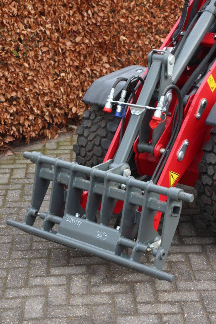 Weidemann 1260LP Diesel-Knicklader, 18,4 kW, Baujahr 2025