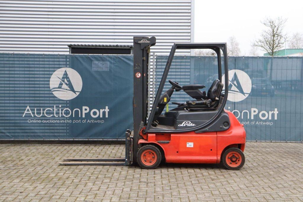 Linde E16P Elektro-Gabelstapler, 1450 kg, 4,77 m
