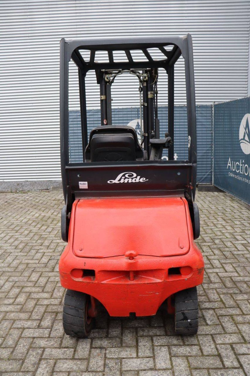 Linde E16P Elektro-Gabelstapler, 1450 kg, 4,77 m