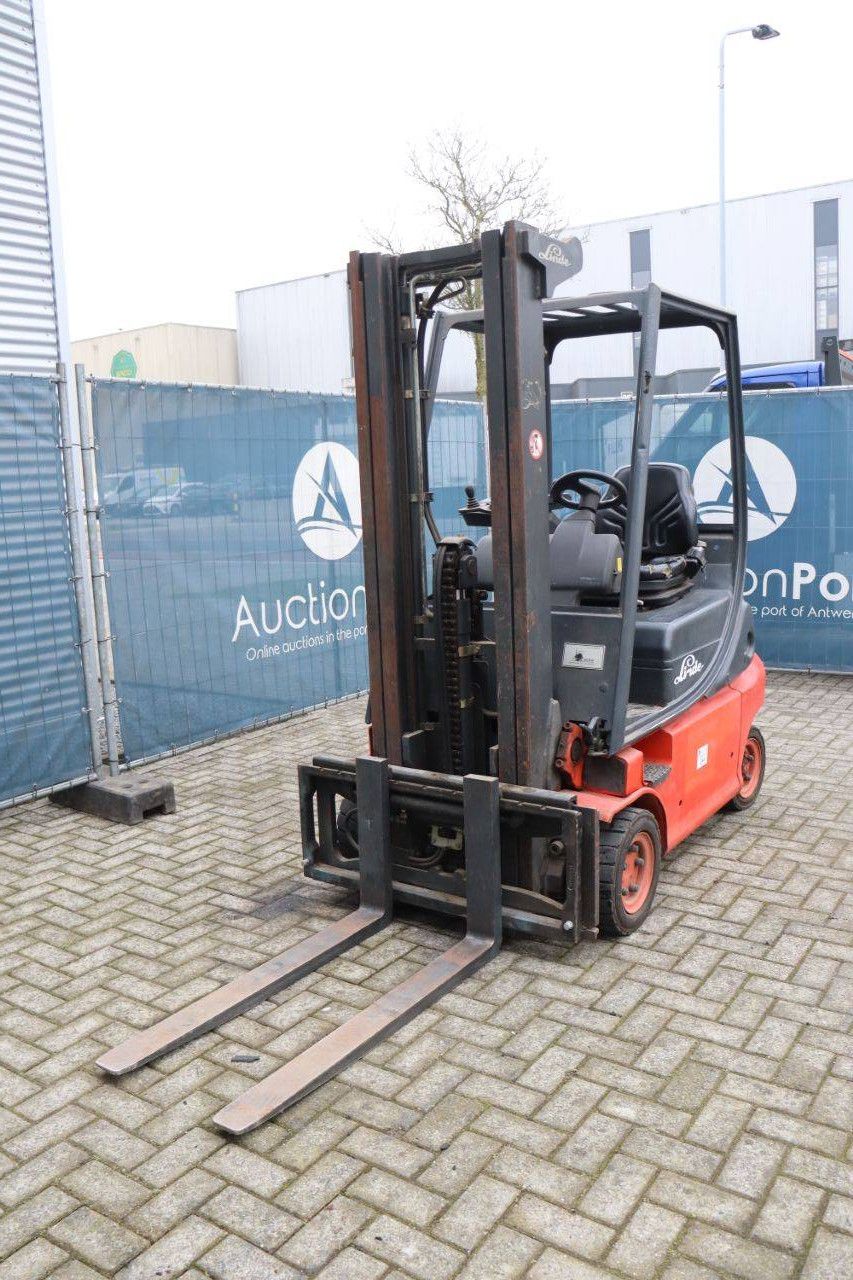 Linde E16P Elektro-Gabelstapler, 1450 kg, 4,77 m