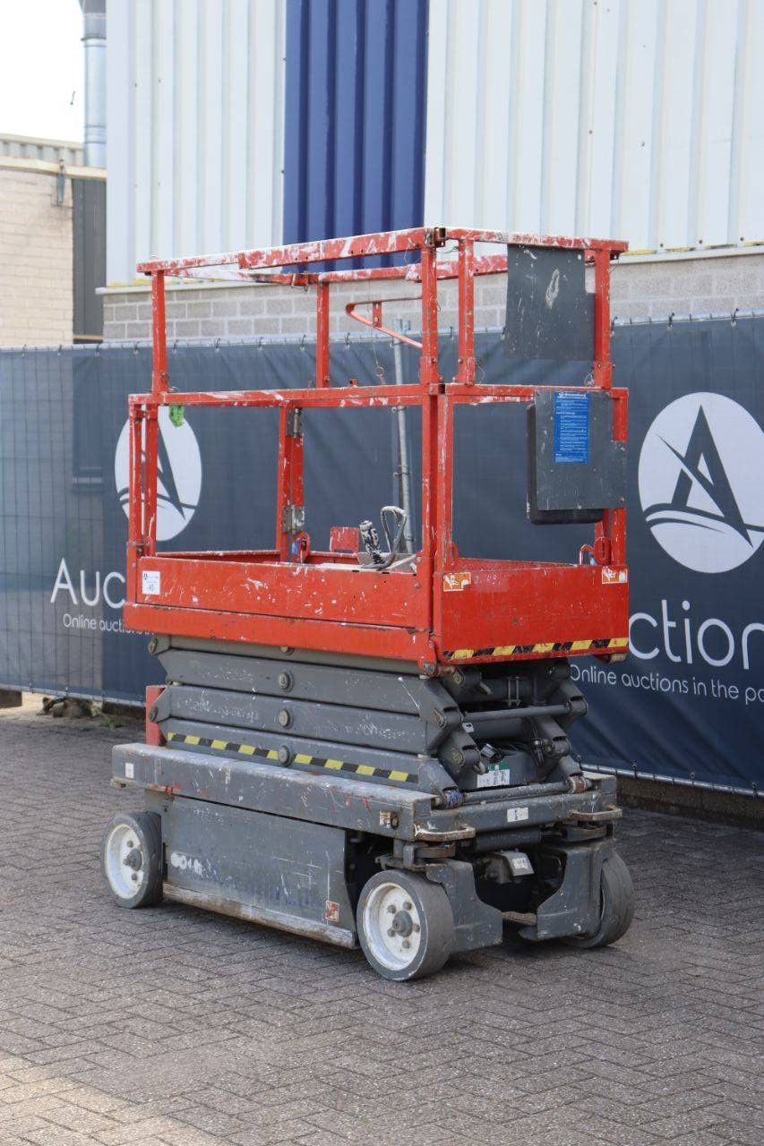 Scissor lift Skyjack SJIII 3219 Electric 7.79m 2015