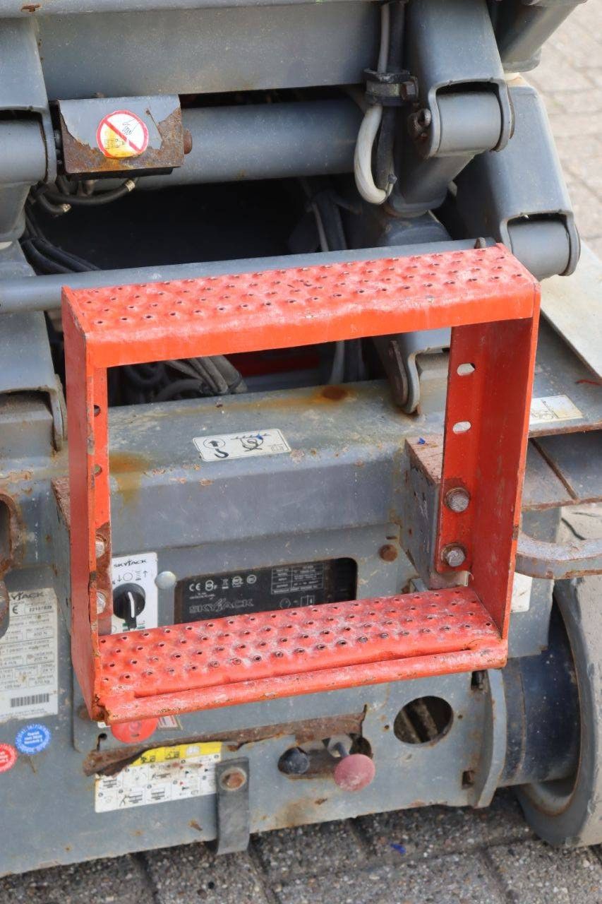 Scherenarbeitsbühne Skyjack SJIII 3219 Electric 7,79 m 2017