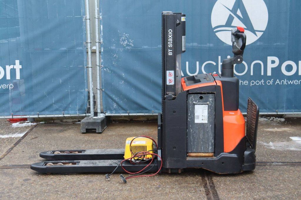 Stacker Toyota SWE200D Electric 2000kg 2017