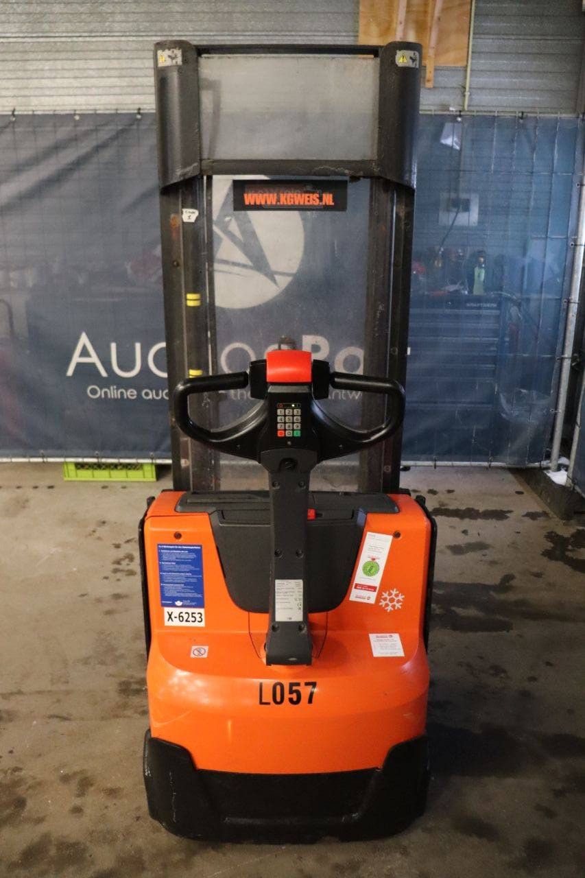 Stacker Toyota SWE140L Electric 1400kg 2018