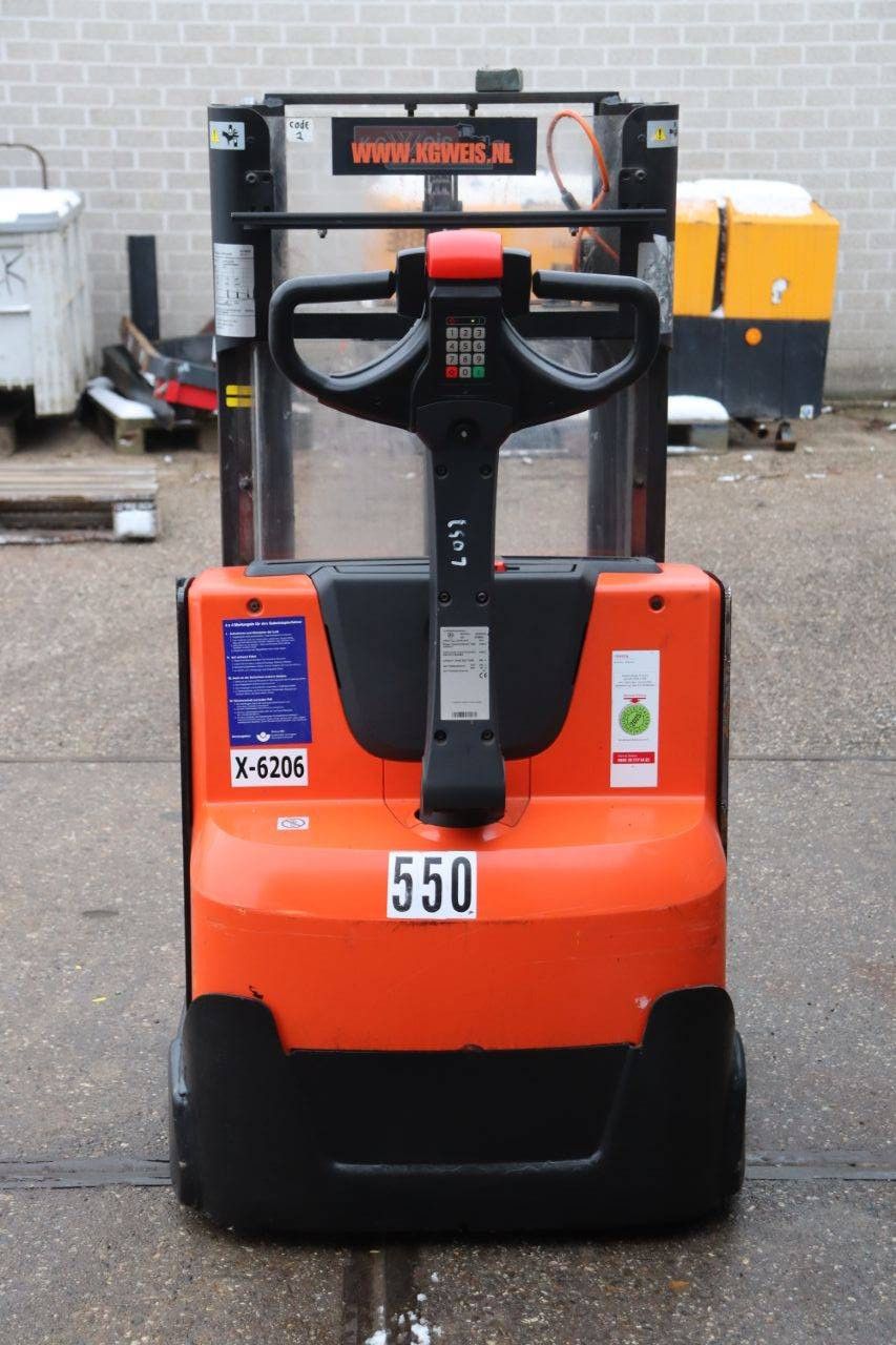 Stapelaar BT SWE200D Elektrisch 2000kg 2013