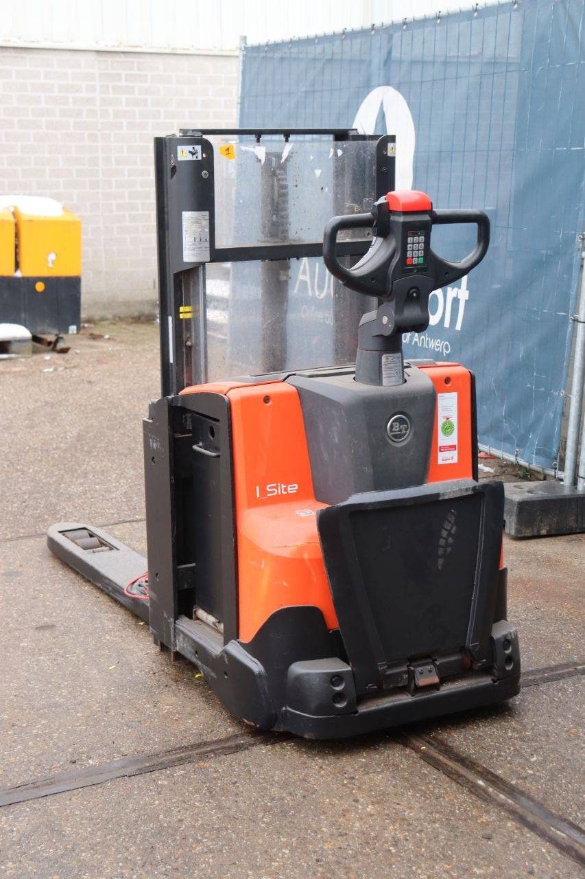 Stacker BT SWE200D Electric 2000kg 2015