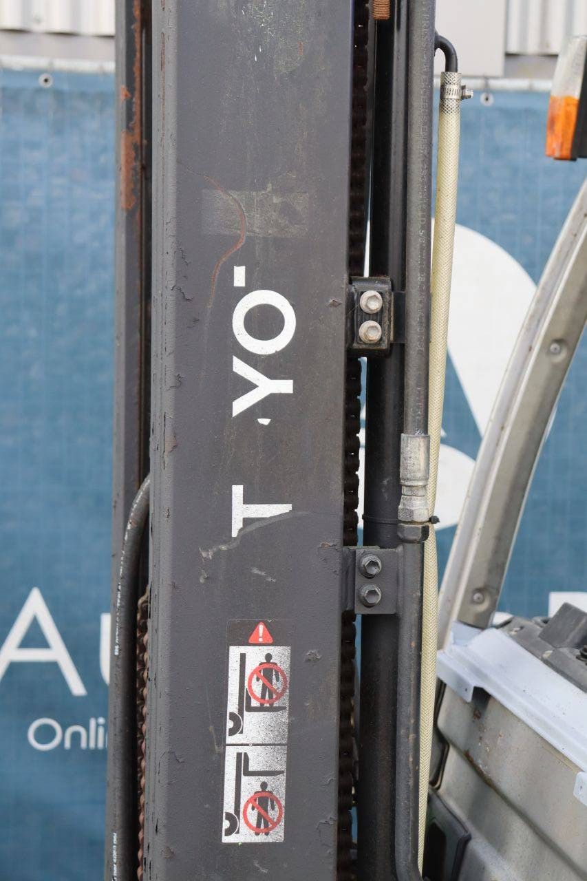 Gabelstapler CESAB M325D Diesel 2500kg 2018