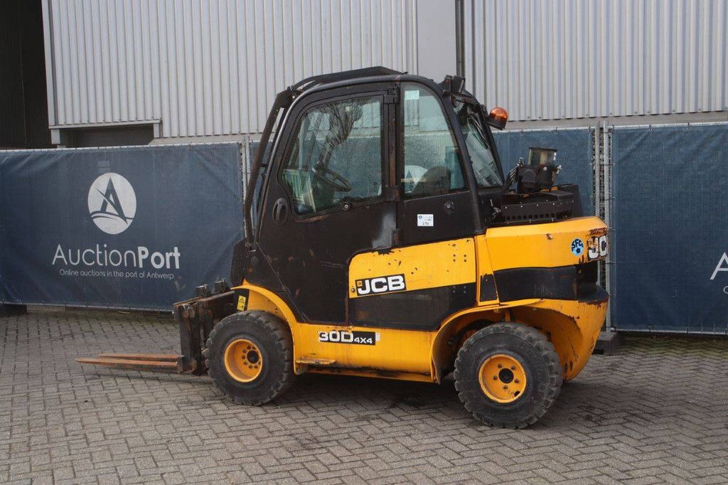 JCB TLT30D 4x4 Diesel-Teleskoplader 35,6 kW 3000 kg 5,15 m 2016