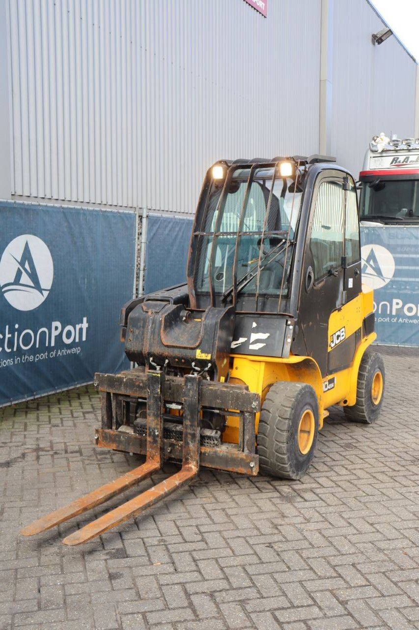 JCB TLT30D 4x4 Diesel-Teleskoplader 35,6 kW 3000 kg 5,15 m 2016