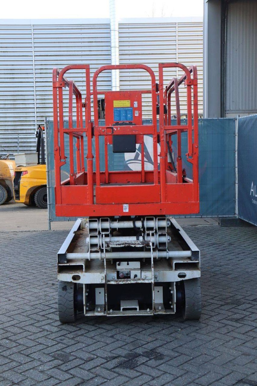 Genie GS-2046 Electric Scissor Lift 8.1m 2013