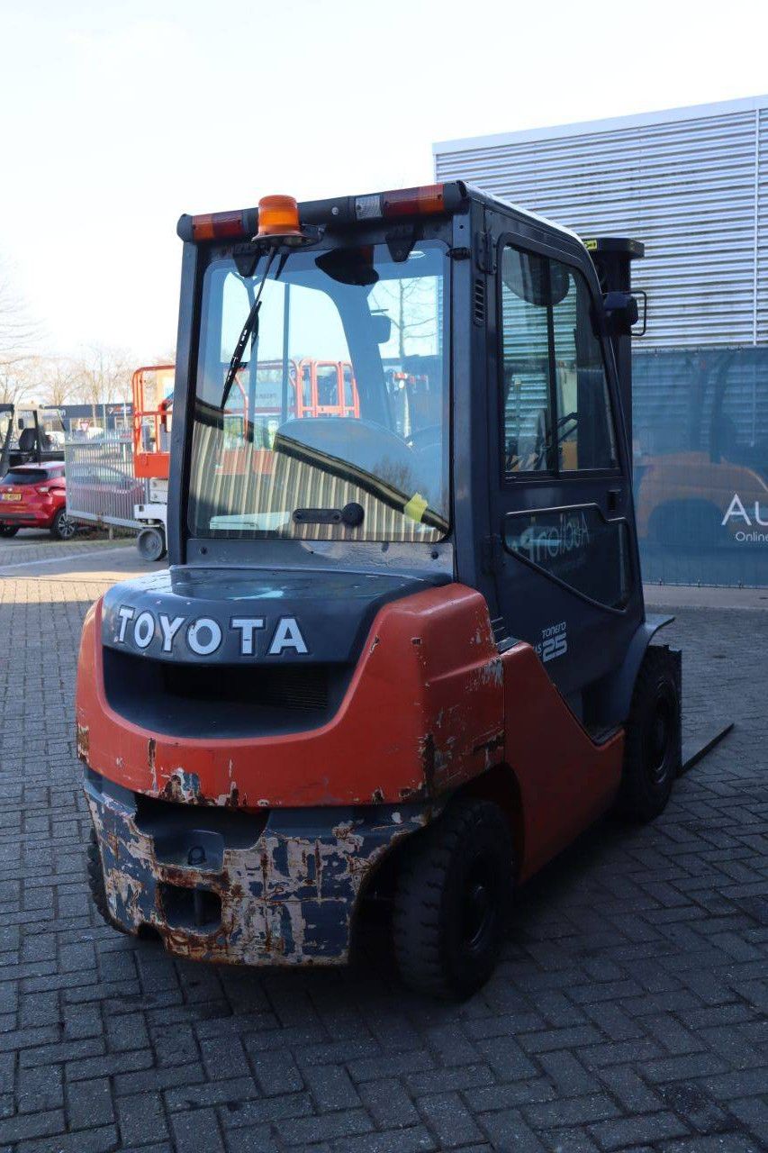 Forklift Toyota 02-8FDF25 Diesel 2500kg 4.7m 2018
