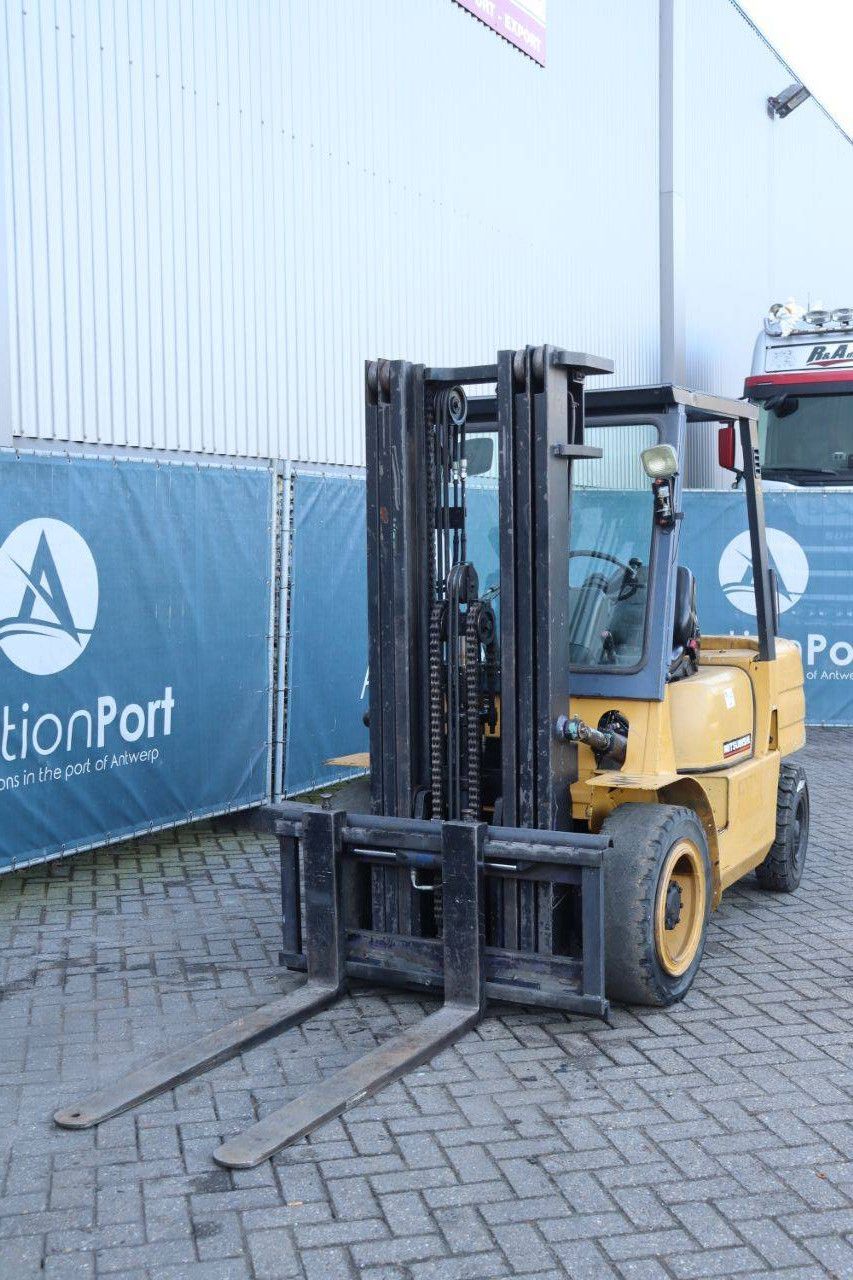 Gabelstapler Mitsubishi FD30 Diesel 3000kg 3.03m 2000