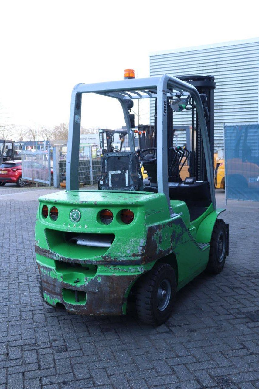 Gabelstapler CESAB M325D Diesel 2500 kg 2015