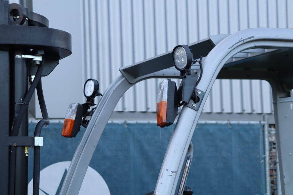 Gabelstapler CESAB M330D Diesel 3000 kg 4,5 m 2015