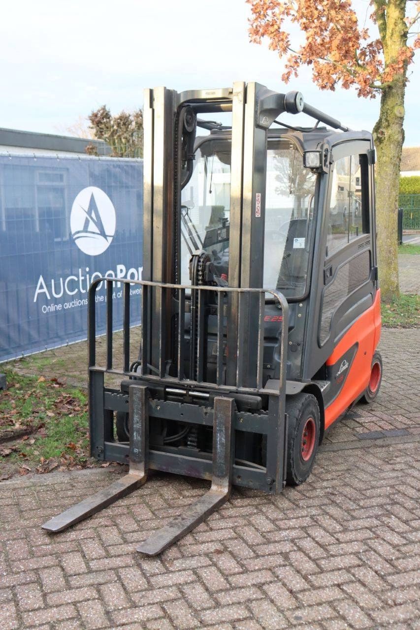 Gabelstapler Linde E25L-01 Elektro 2500kg 2016