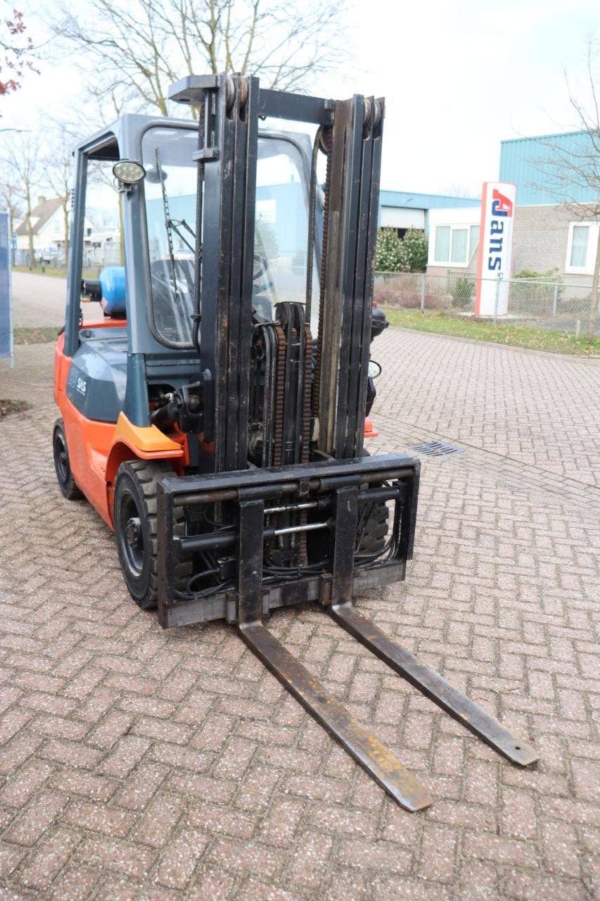Forklift Toyota 42-7FGF25 LPG 2500kg 4.7m 2000