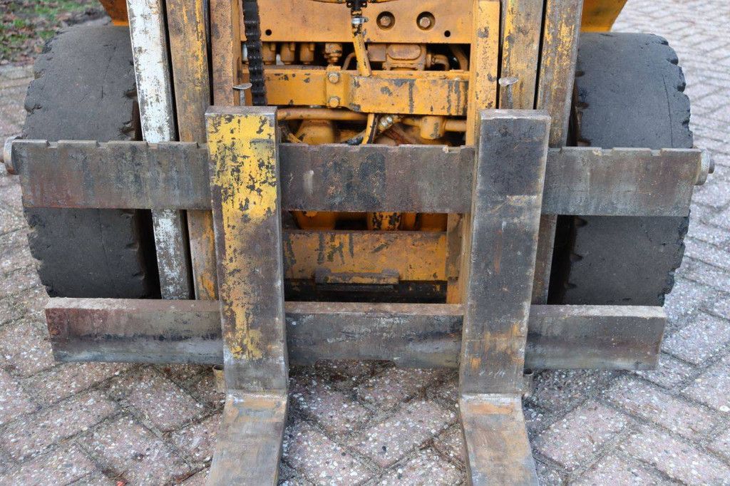 Komatsu FD20H-1211 Diesel-Gabelstapler, 2000 kg