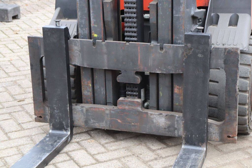 Forklift Linde E30/03 Electric 3000kg 7m 2006