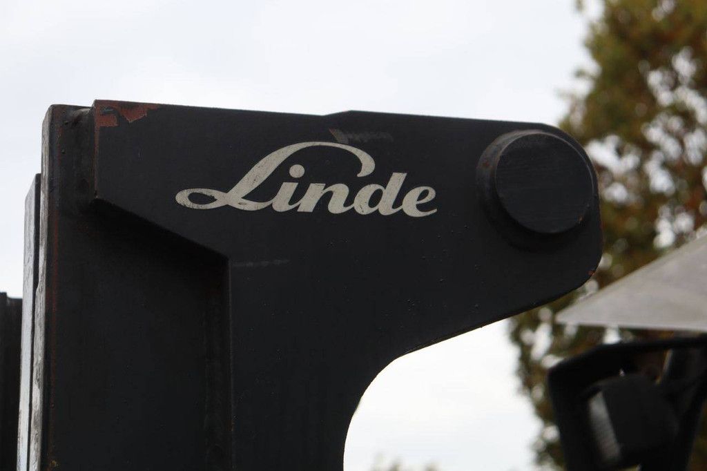 Forklift Linde E30/03 Electric 3000kg 7m 2006