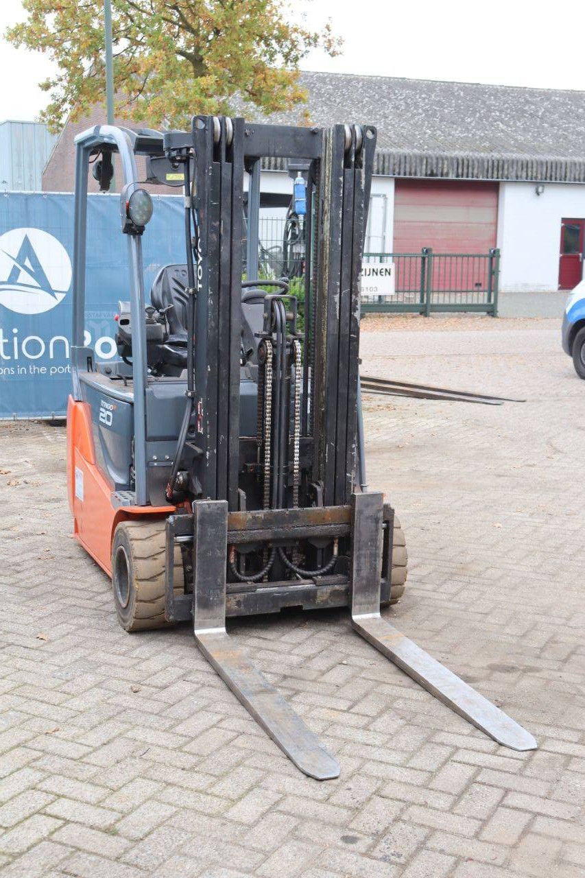 Toyota 8FBE20T Electric Forklift 2000kg 4.3m 2018
