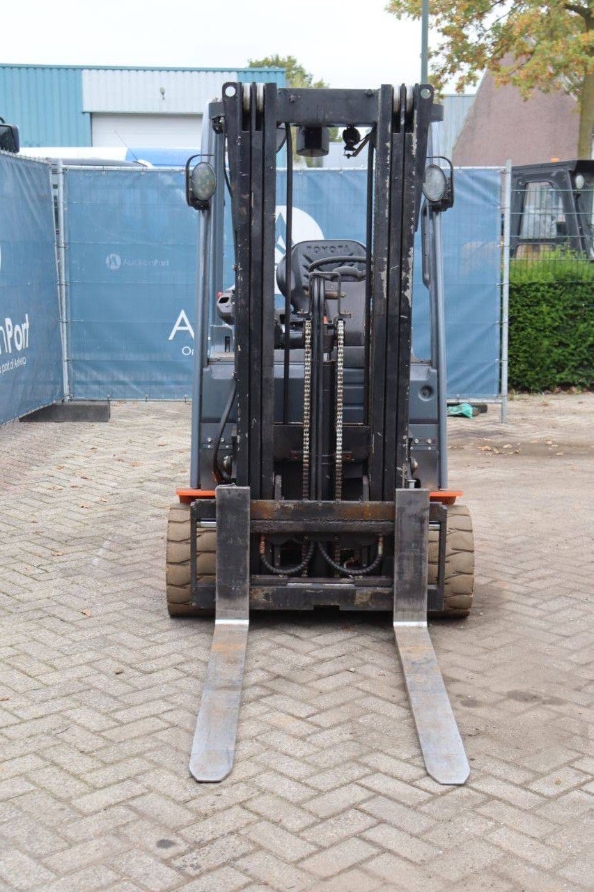 Toyota 8FBE20T Electric Forklift 2000kg 4.3m 2018