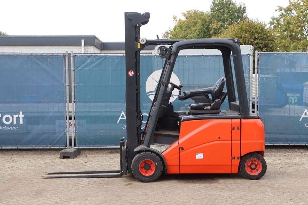 Gabelstapler Linde E20PHL-01 Elektro 2000 kg 5,67 m 2013
