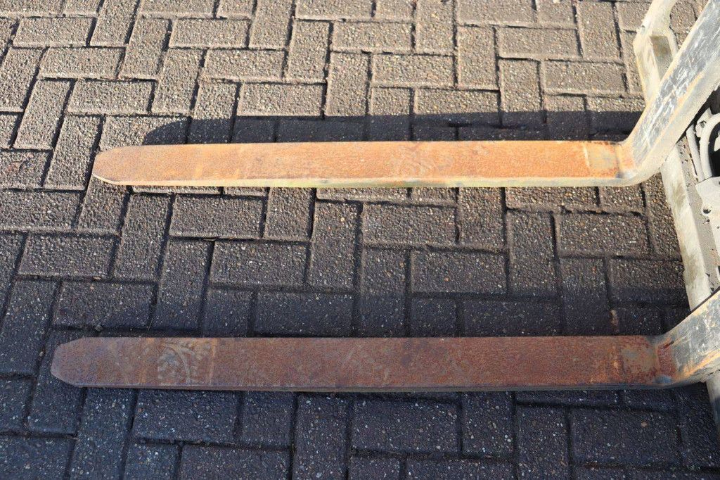 Forklift Still RX70-22 Diesel 2200kg 2008