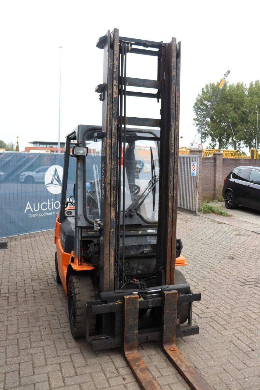 Gabelstapler Toyota 42-7FGF25 LPG 2500kg 4,7m 2004