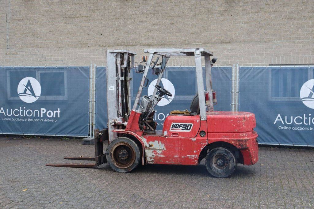 Halla HDF30 Diesel-Gabelstapler, 3000 kg, 6 m