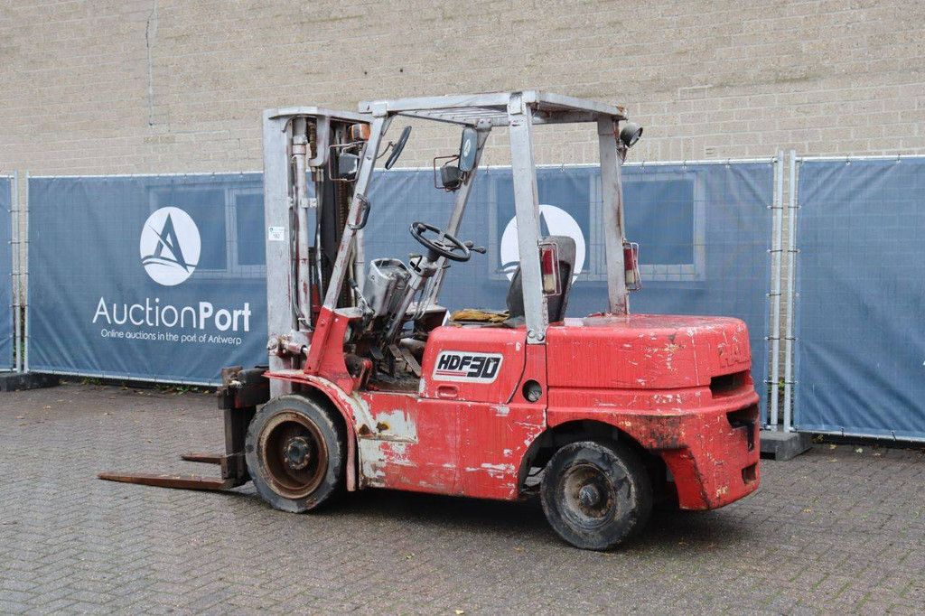 Halla HDF30 Diesel-Gabelstapler, 3000 kg, 6 m