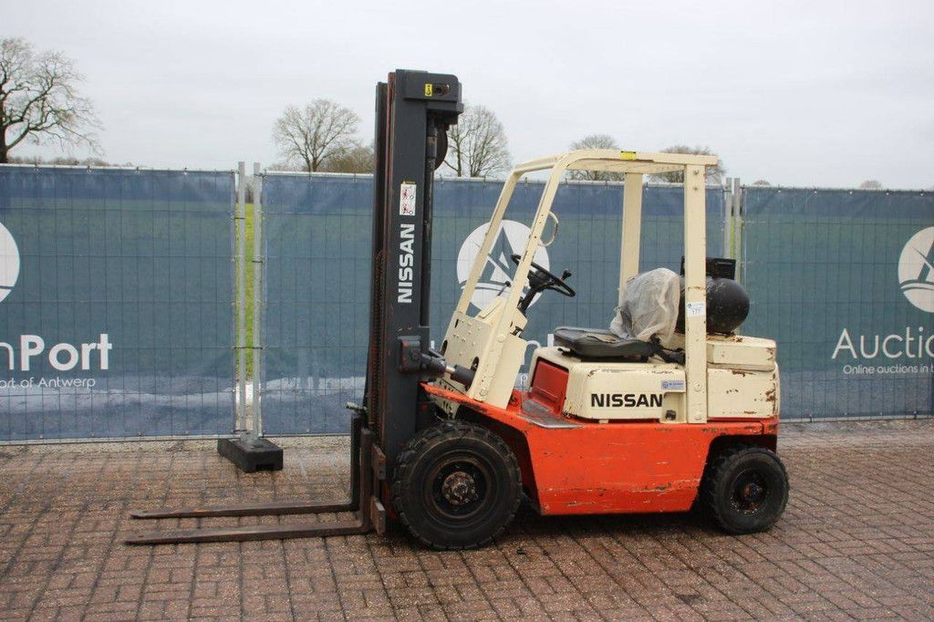 Gabelstapler Nissan PF02A20U LPG 2000kg 3,7m