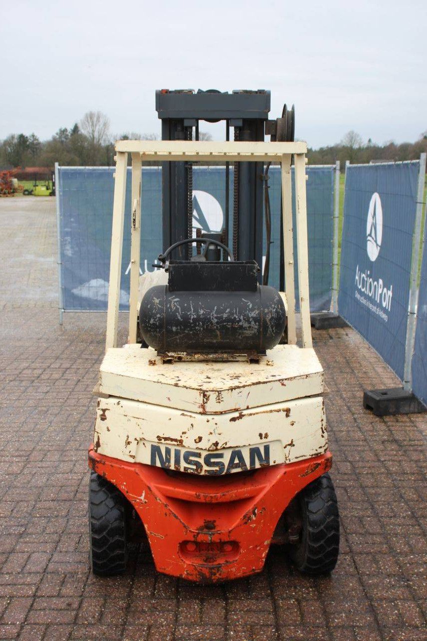 Gabelstapler Nissan PF02A20U LPG 2000kg 3,7m
