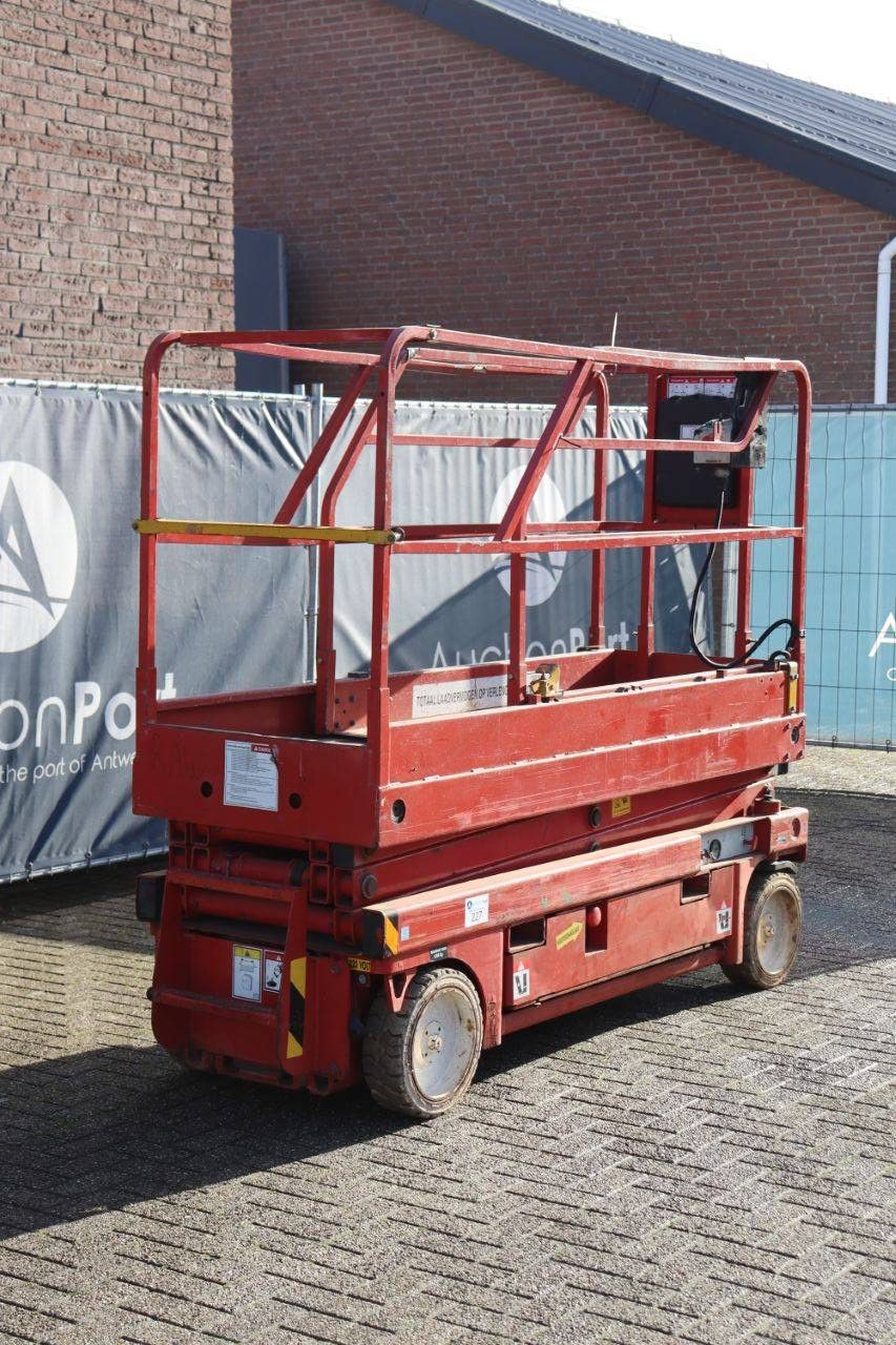 Scherenbühne Haulotte COMPACT 8 Electric 2000