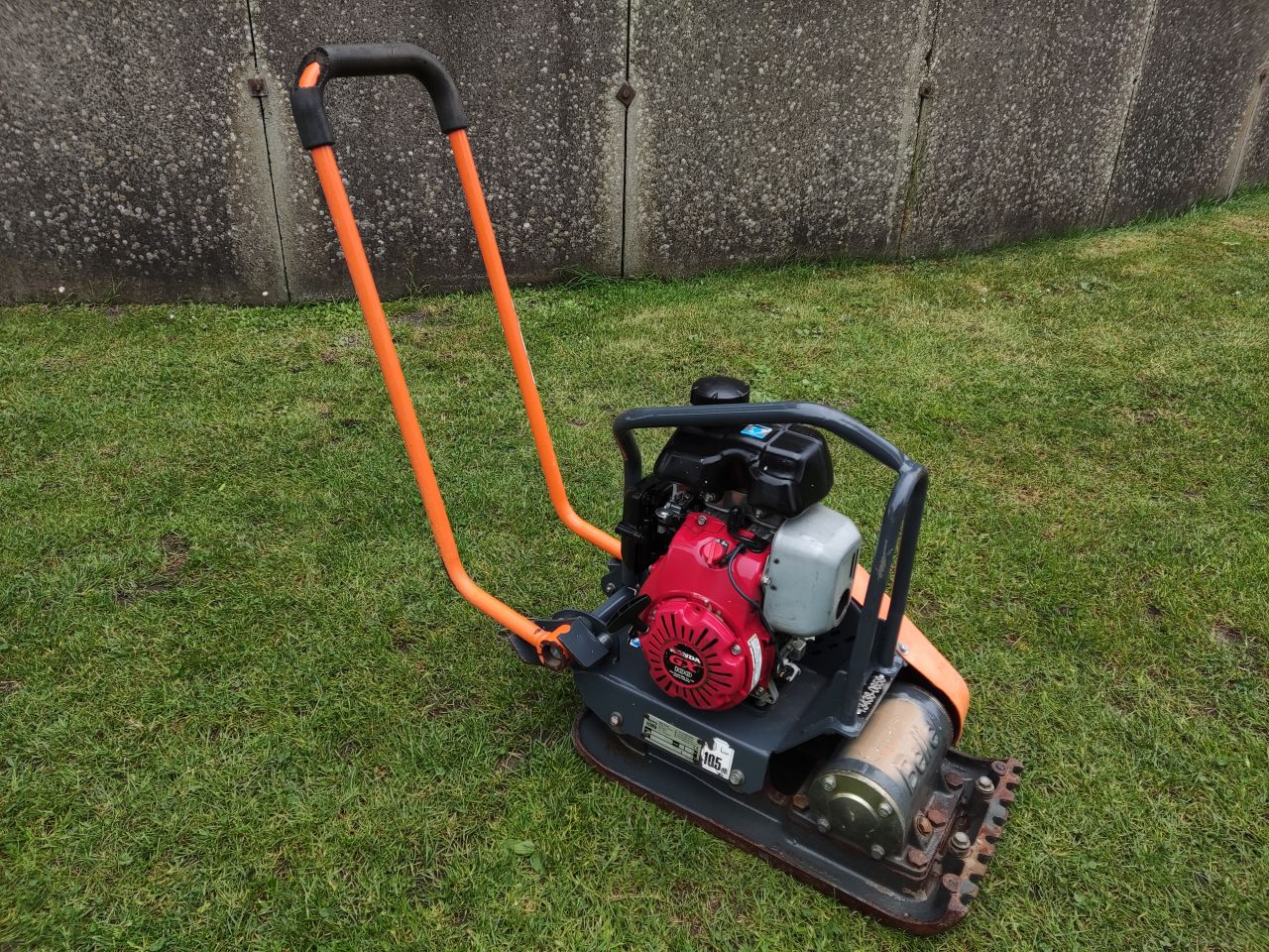 Diverse nieuwe / gebruikte bestratingsmaterialen (Orit, etc.)