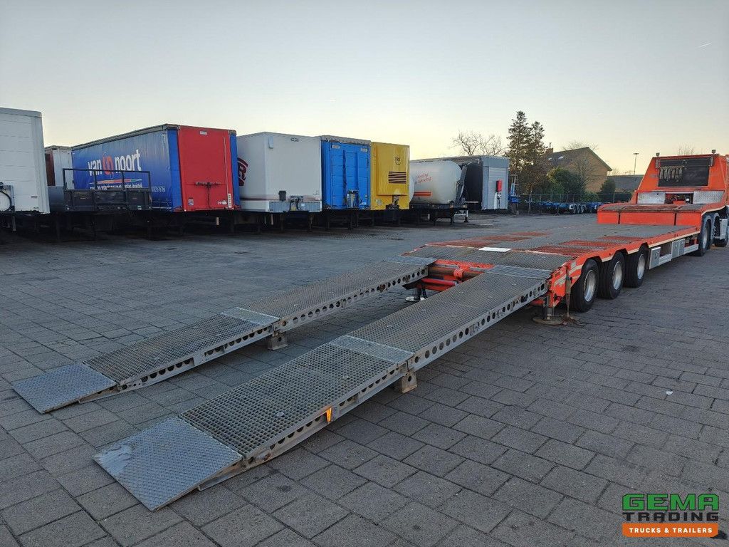 Zanner STL 45 3-achsiger SAF-Tieflader 13,5 m - 2 Lenkachsen - hydraulische Rampen 4,9 m - Hubbett - hydraulische Stützbeine - Winde - erstklassig!