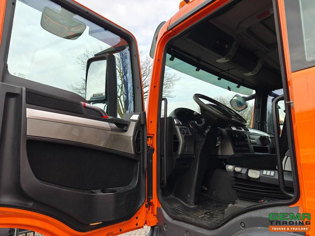 MAN TGS 26.480 6x2 Sleeper cab Euro 6A - Hydraulics - Lift axle - NATO - Dutch license plate