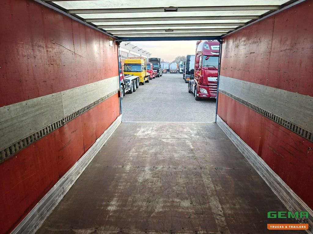 DAF LF 210 FA 4x2 Daycab Euro6C - 12T - Closed box 6m + tail lift 2000kg - ALU Body