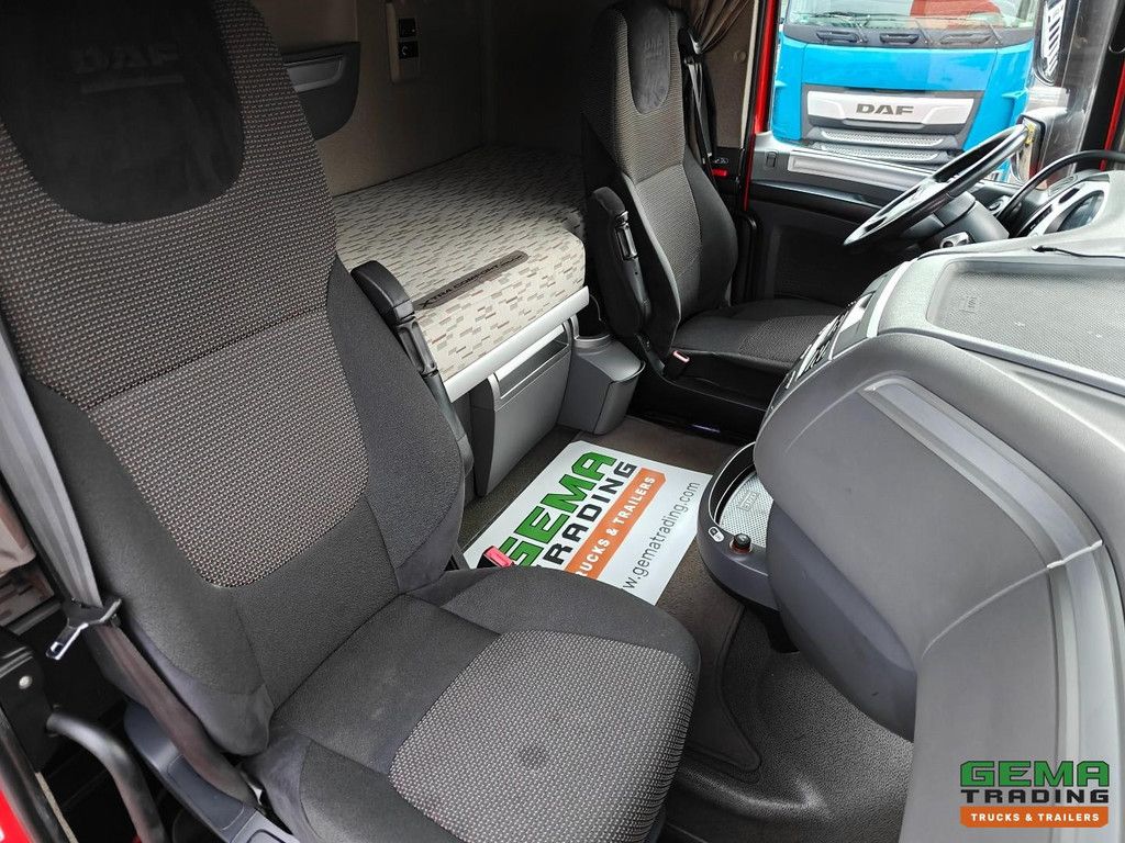 DAF XF 440 FT 4x2 Spacecab Euro6C - Dubbele Tanks - Navi - SmartTacho V2