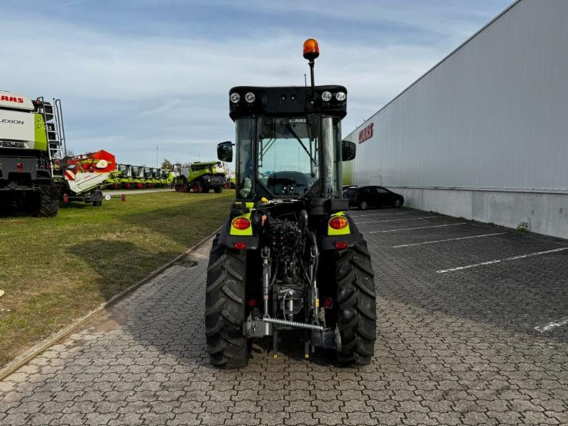 Claas NEXOS 220 S