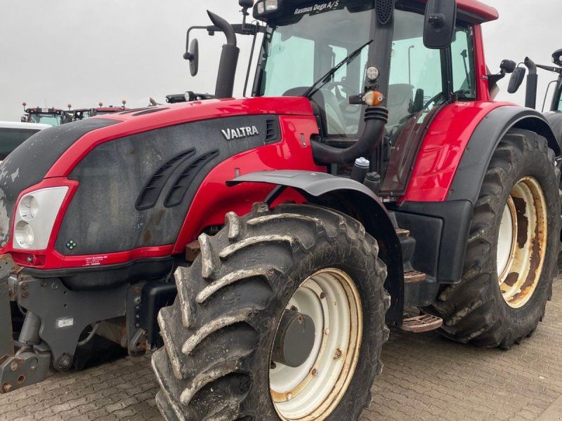 Valtra T213 Versu- Den fra TV serien Høsten-