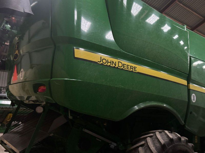John Deere S680i