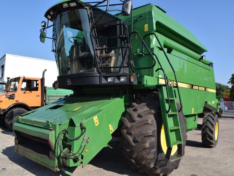 John Deere 2064