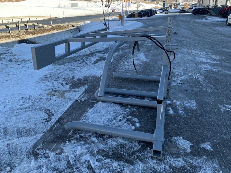 Ballentransporter mit Niederhalter