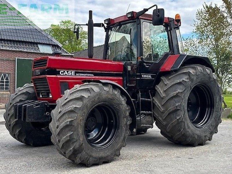Case IH 1255 xl