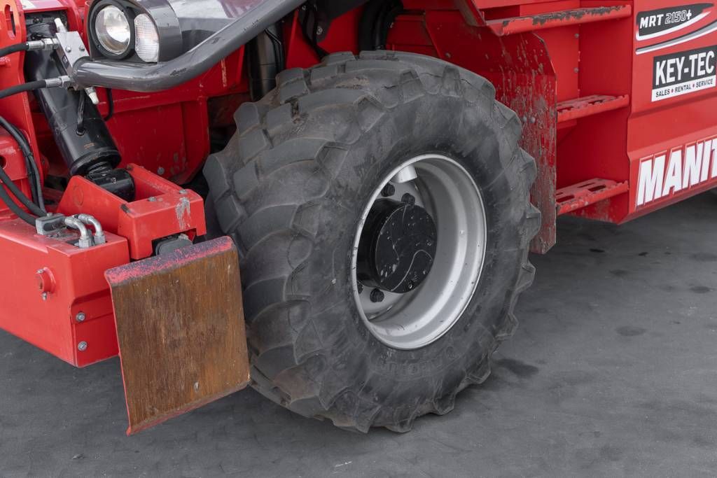 Manitou MRT 2150 Plus Privilege