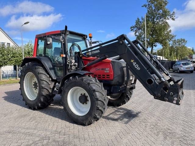 Valtra Valmet 6550 hitech met voorlader