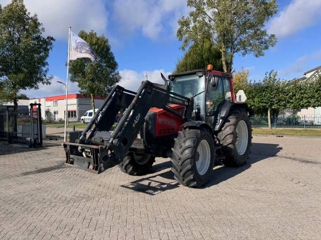 Valtra Valmet 6550 hitech met voorlader