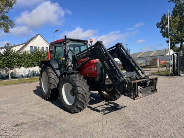 Valtra Valmet 6550 hitech met voorlader