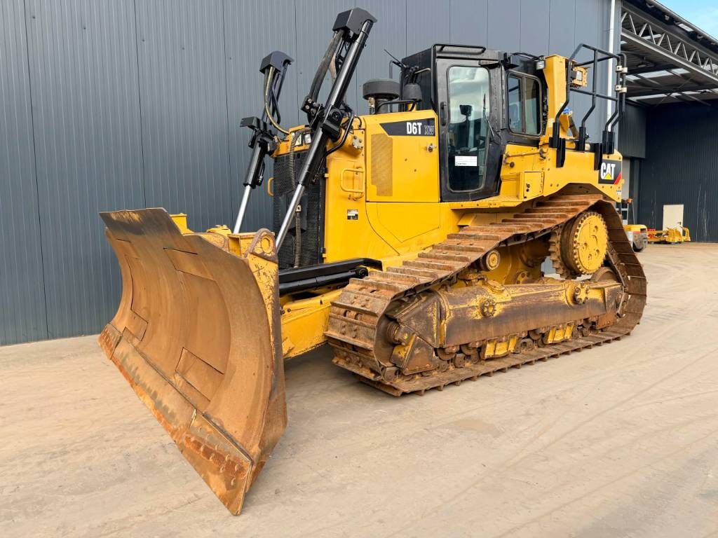 CAT D6T XW | Trimble GPS | VPAT blade