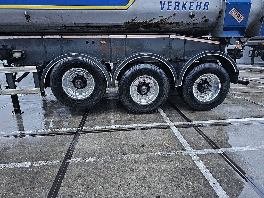 CARNEHL HALFPIPE 28M3